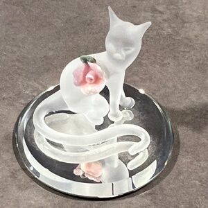 Glass Baton Frosted Glass Cat Figurine